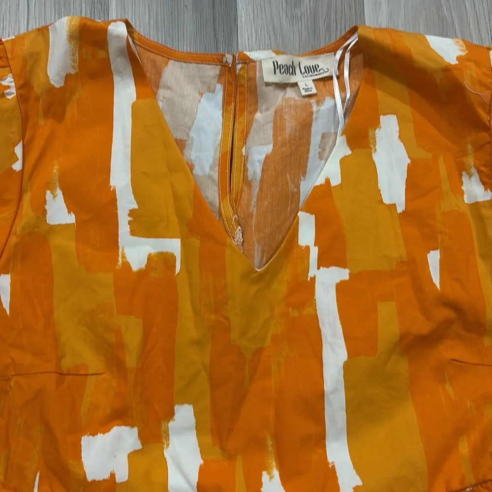Peach Love‎ Tiered V Neck Orange White Dress Size L NWOT